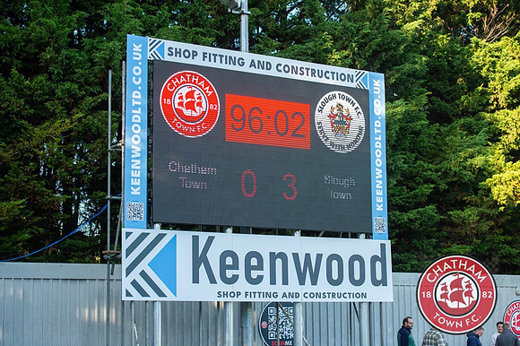 Chatham_0-3_Slough_332