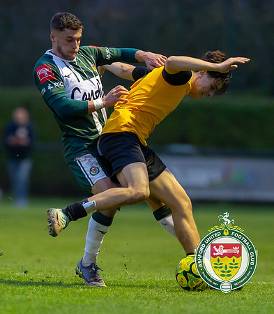 ISE_Merstham_2-0_AshfordUnited_172