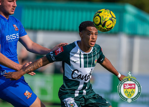 Ashford_2-1_HartleyWintney_035