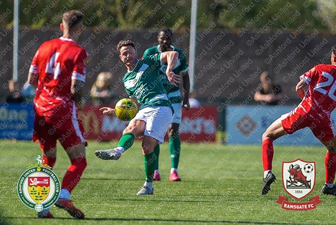 AUFC_v_RFC_095