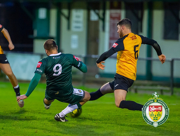ISE_Merstham_2-0_AshfordUnited_213
