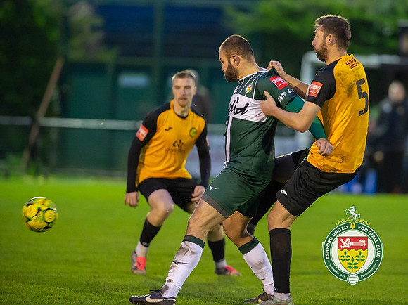ISE_Merstham_2-0_AshfordUnited_176
