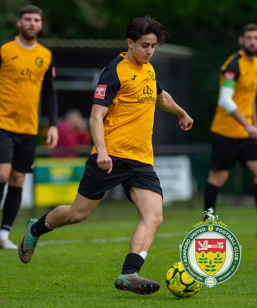 ISE_Merstham_2-0_AshfordUnited_036