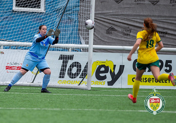 Ebbsfleet_8-0_AshfordLadies_075