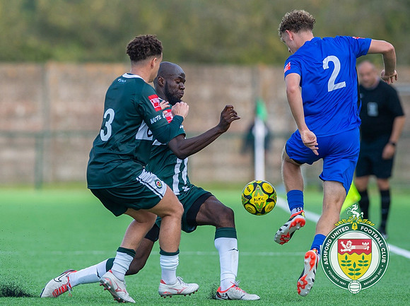 Ashford_2-1_HartleyWintney_196