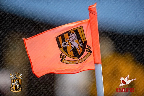FIFC_v_CAFC_Warmup-fans-044