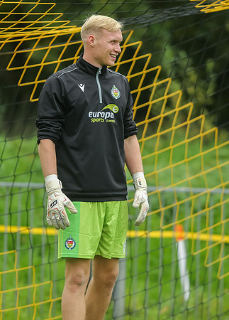 ISE_EastGrinstead_0-6_AShfordUnited_013