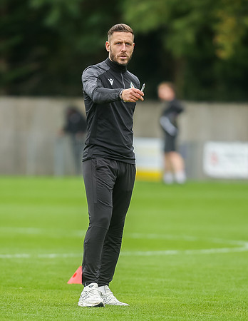 ISE_EastGrinstead_0-6_AShfordUnited_024