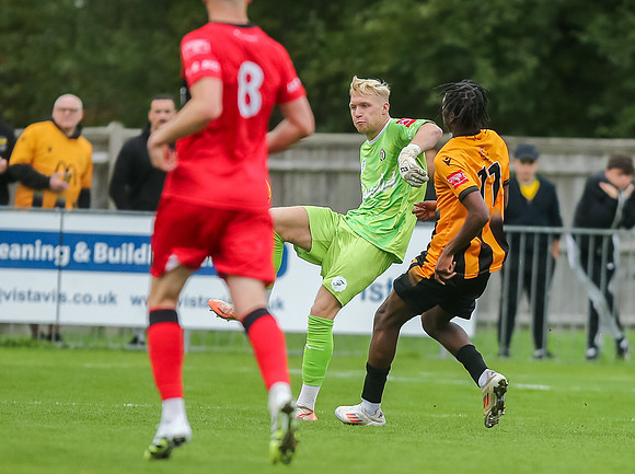 ISE_EastGrinstead_0-6_AShfordUnited_175