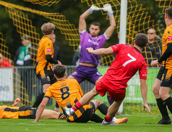 ISE_EastGrinstead_0-6_AShfordUnited_214