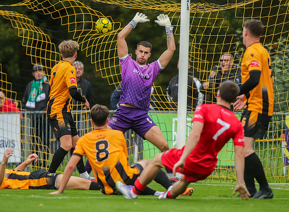 ISE_EastGrinstead_0-6_AShfordUnited_216