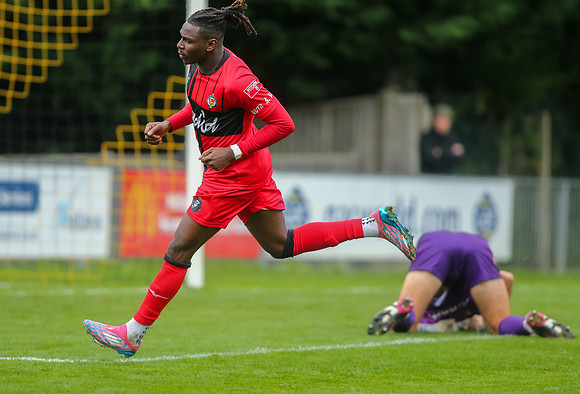 ISE_EastGrinstead_0-6_AShfordUnited_287