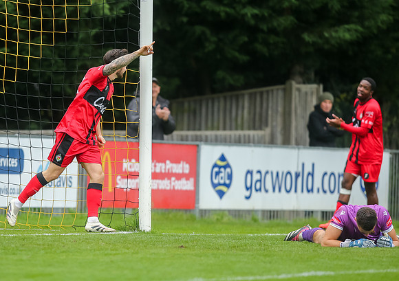 ISE_EastGrinstead_0-6_AShfordUnited_322