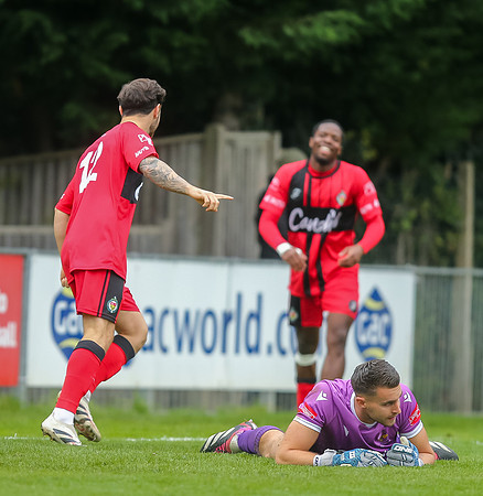 ISE_EastGrinstead_0-6_AShfordUnited_323