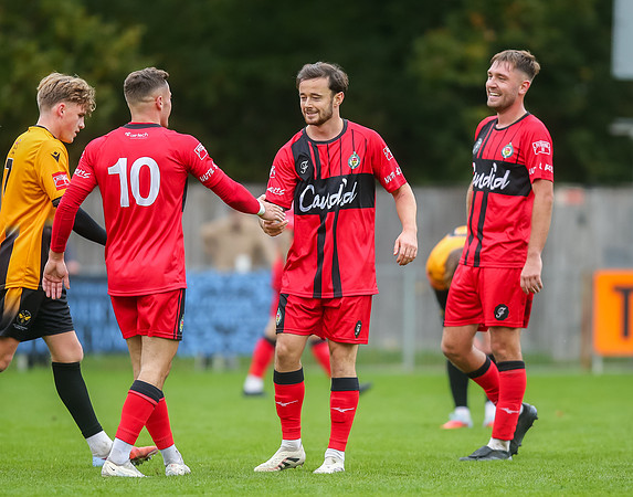 ISE_EastGrinstead_0-6_AShfordUnited_400