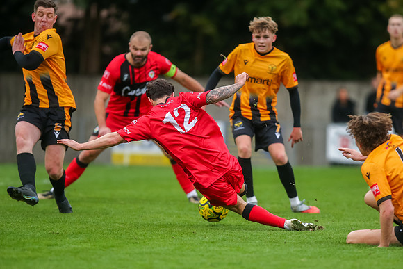ISE_EastGrinstead_0-6_AShfordUnited_415