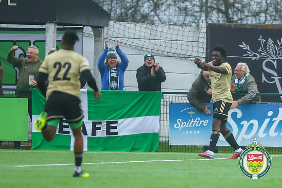 ISE_AshfordUnited_2-4_Whyteleafe_126