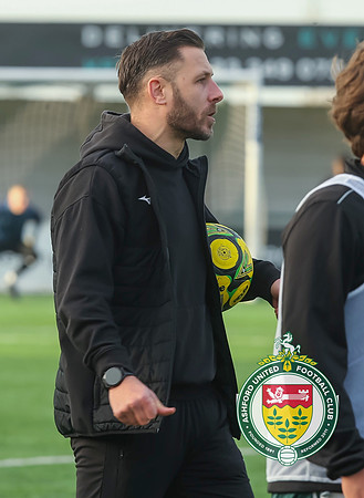 ISE_Ashford_(2)_3-1_(1)_BeckenhamTown_021
