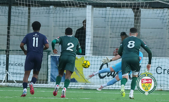 ISE_Ashford_(2)_3-1_(1)_BeckenhamTown_165
