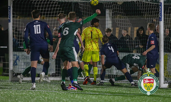 ISE_Ashford_(2)_3-1_(1)_BeckenhamTown_276