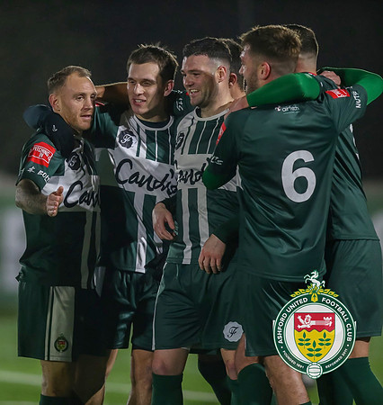 ISE_Ashford_(2)_3-1_(1)_BeckenhamTown_305