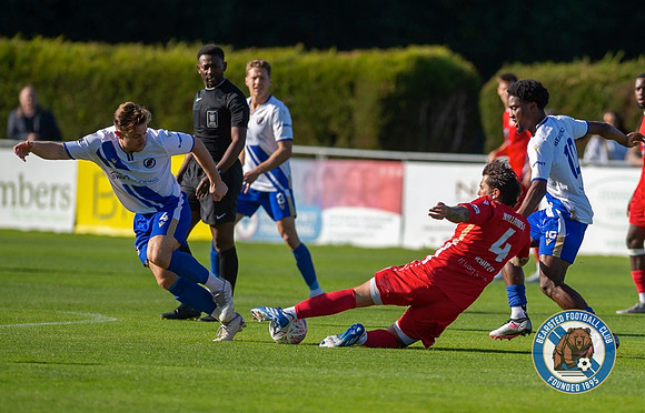 Bearsted_(2)_5-2_(0)_HollandsAndBlair_017