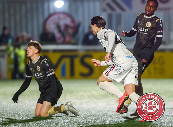 KST_Chatham_2-1_Bromley_301