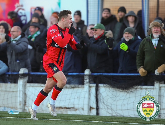 ISE_Margate_2-4_AshfordUnited_144
