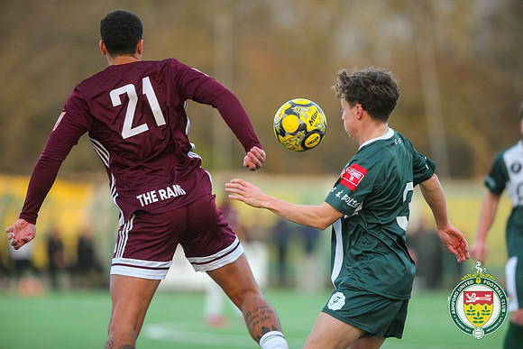 ISE_Ashford_3-2_CroydonAth_119