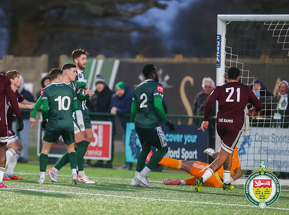 ISE_Ashford_3-2_CroydonAth_233