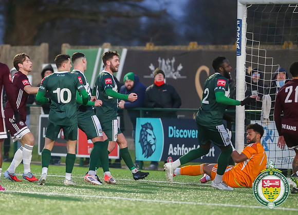 ISE_Ashford_3-2_CroydonAth_234