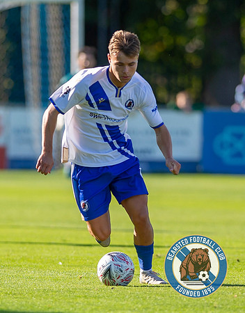 Bearsted_(2)_5-2_(0)_HollandsAndBlair_033