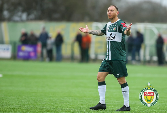 AshfordUnited_(1)_3-0_(0)_DealTown_195