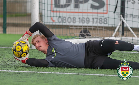 ISE_Ashford_2-2_Horley_023