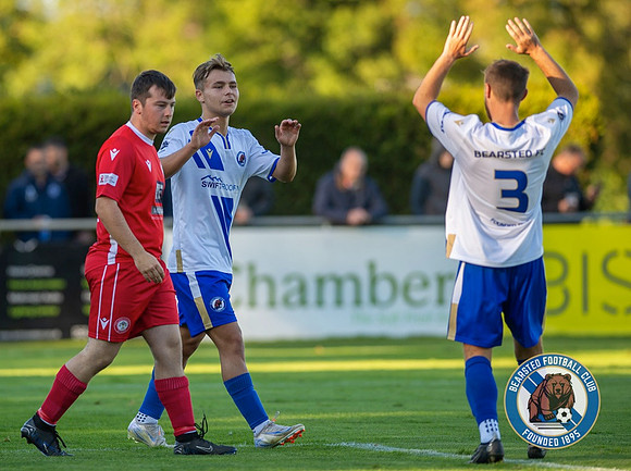 Bearsted_(2)_5-2_(0)_HollandsAndBlair_251