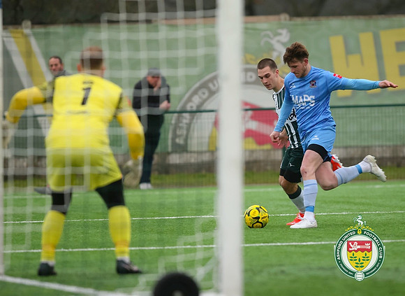 AshfordUnited_(1)_3-0_(0)_DealTown_252