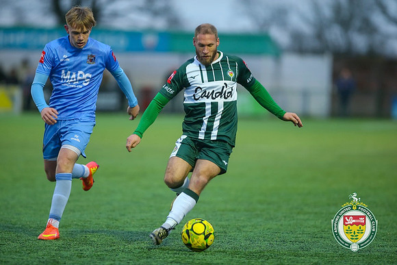 AshfordUnited_(1)_3-0_(0)_DealTown_351