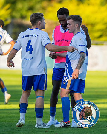 Bearsted_(2)_5-2_(0)_HollandsAndBlair_315