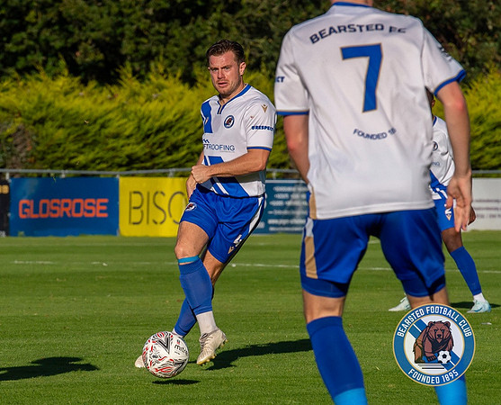 Bearsted_(2)_5-2_(0)_HollandsAndBlair_145