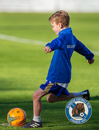 Bearsted_(2)_5-2_(0)_HollandsAndBlair_134
