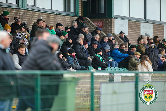 AshfordUnited_(1)_3-0_(0)_DealTown_185