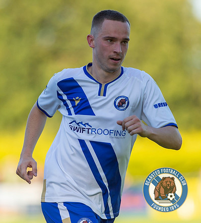 Bearsted_(2)_5-2_(0)_HollandsAndBlair_205