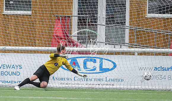 IsaacNewellTrophy_Ebsfleet Town4-2-Riverside–392