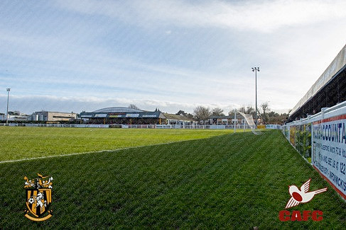 FIFC_v_CAFC_Warmup-fans-069