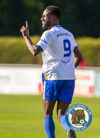 Bearsted_(2)_5-2_(0)_HollandsAndBlair_103