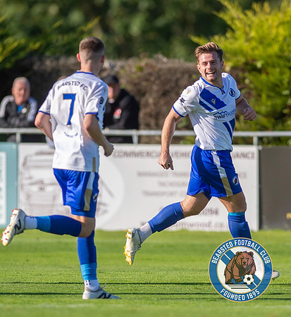 Bearsted_(2)_5-2_(0)_HollandsAndBlair_090