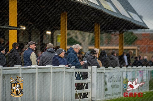 FIFC_v_CAFC_Warmup-fans-065