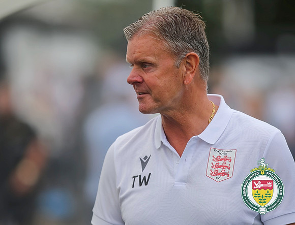 ISE_Faversham_3-1_AshfordUnited_015