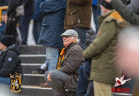 FIFC_v_CAFC_Warmup-fans-087