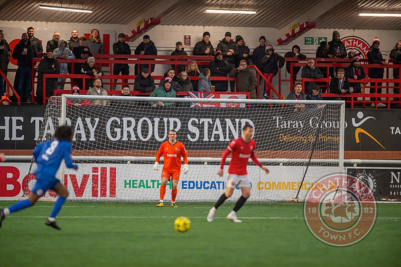 ChathamTown_(2)_5-0_(0)_Whitehawk_080